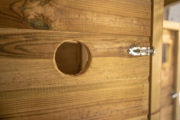 Voliere toon   voldux   houten voliere   5020 5